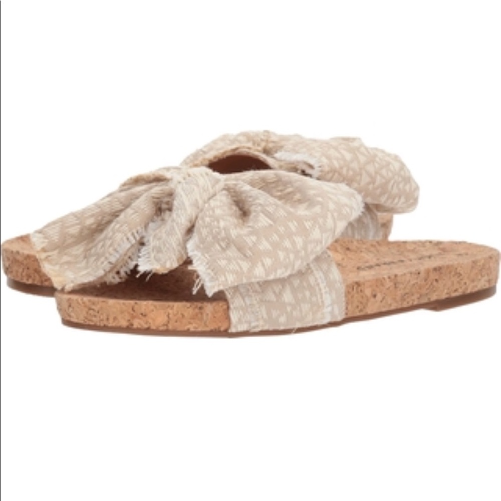 Lucky Brand “Floella” slip on sandals size 6